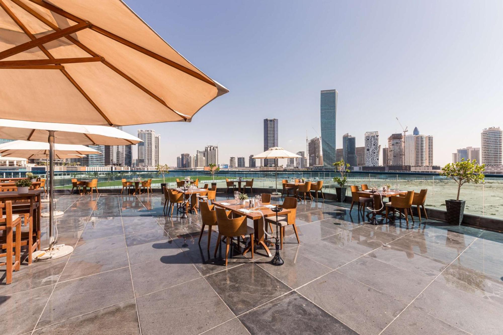 Radisson Blu Hotel, Dubai Waterfront Luaran gambar